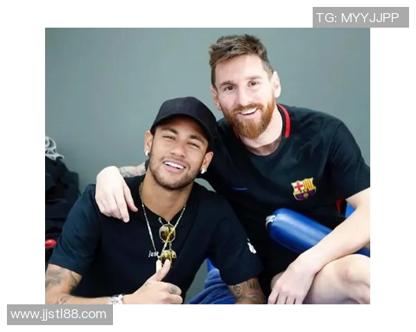 小国家足球明星退役后的新生活与传奇故事分享